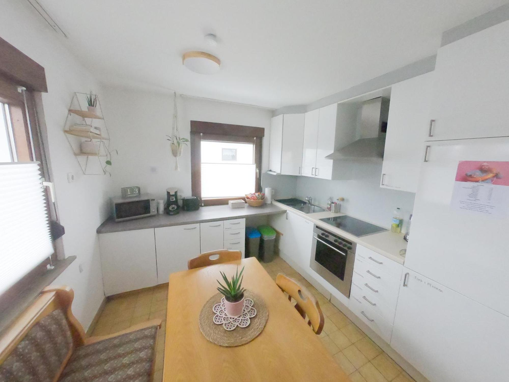 Happybnb Apartment Mit Sonniger Terrasse Lochgau Экстерьер фото