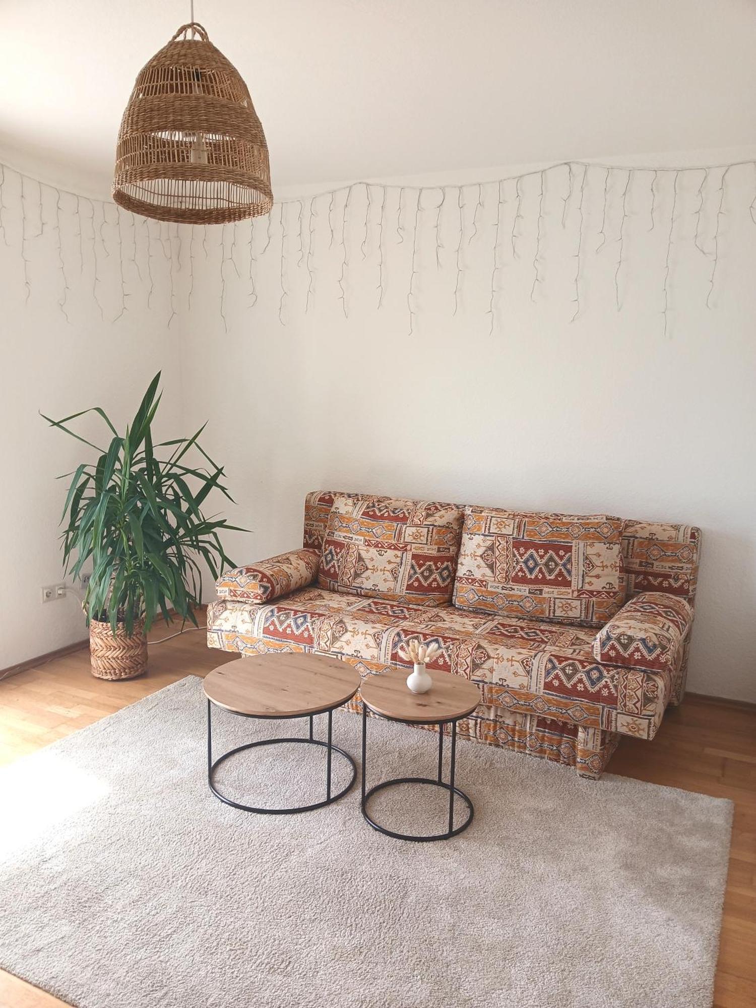 Happybnb Apartment Mit Sonniger Terrasse Lochgau Экстерьер фото