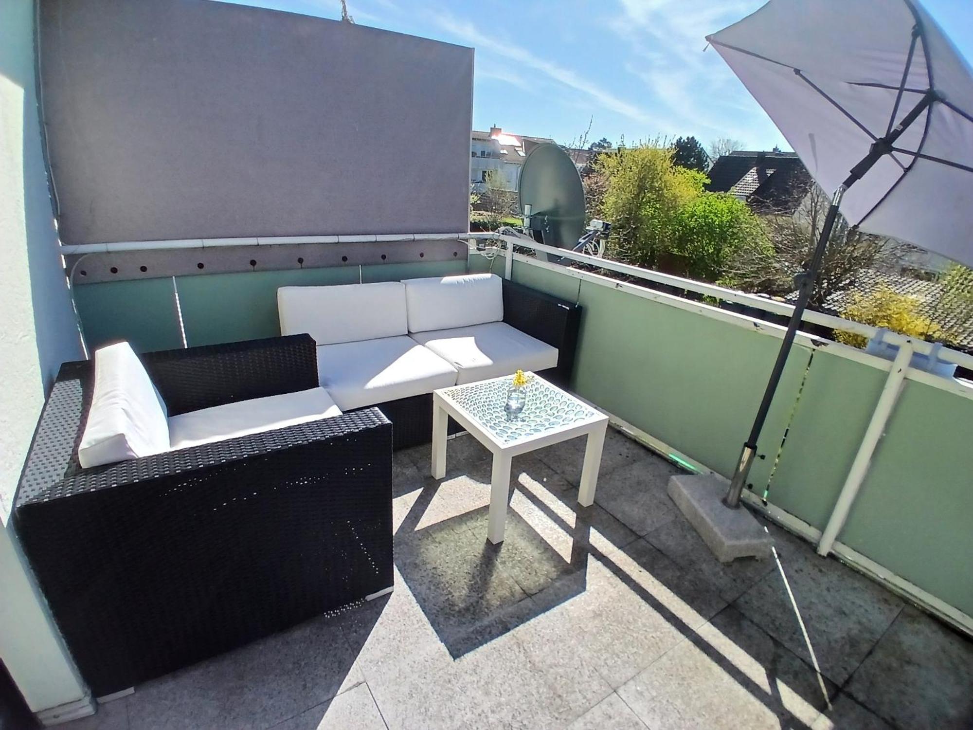 Happybnb Apartment Mit Sonniger Terrasse Lochgau Экстерьер фото